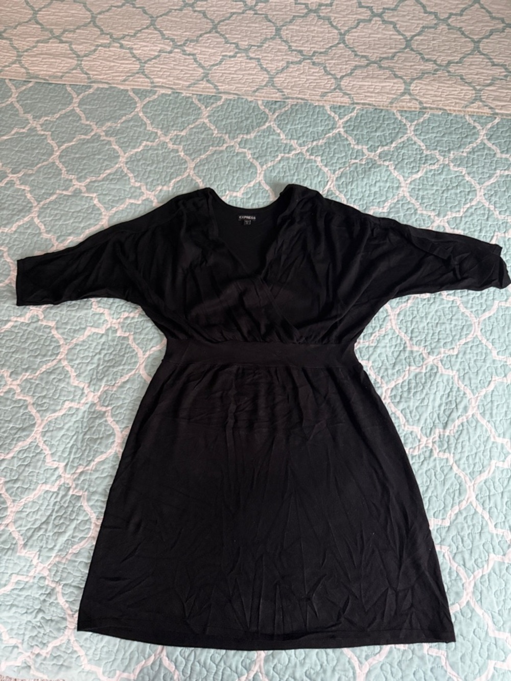 EXPRESS Black V-Neck Waist Cinch Dress